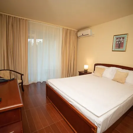 Corina ヴィーナス