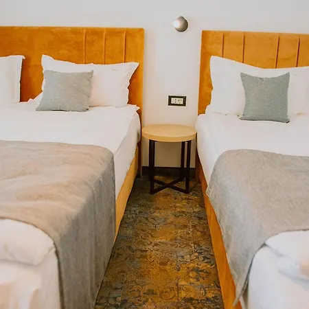 Corina Hotel 3*