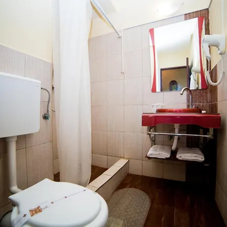 Corina Hotel