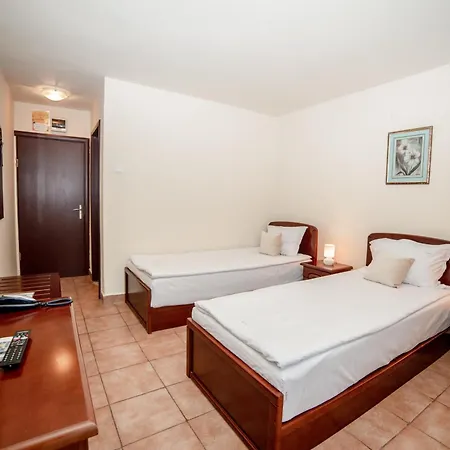 ホテル Corina ヴィーナス